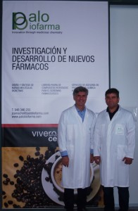  Juan Camacho, dtor científico y  Julio Castro, dtor general